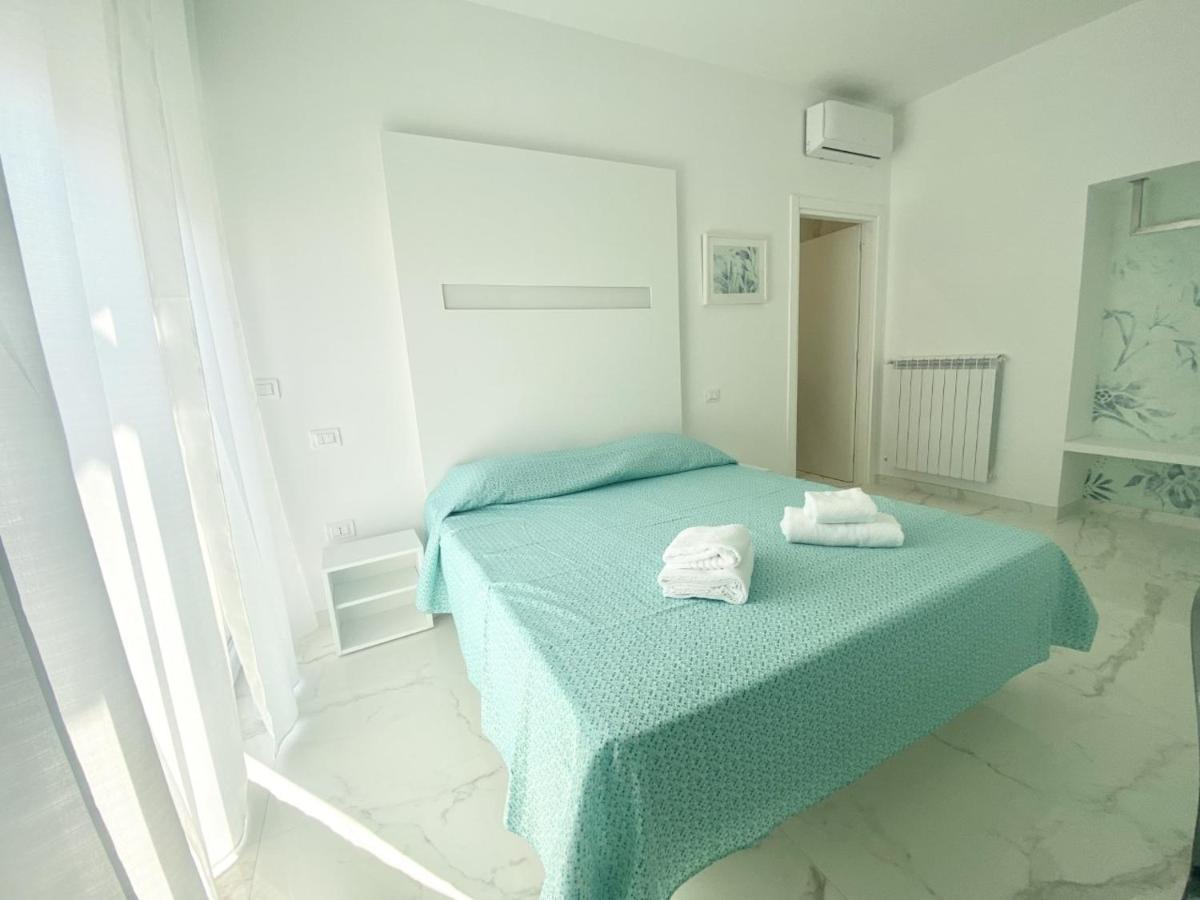 Il Viaggiatore Relais Sul Mare Gasthof *