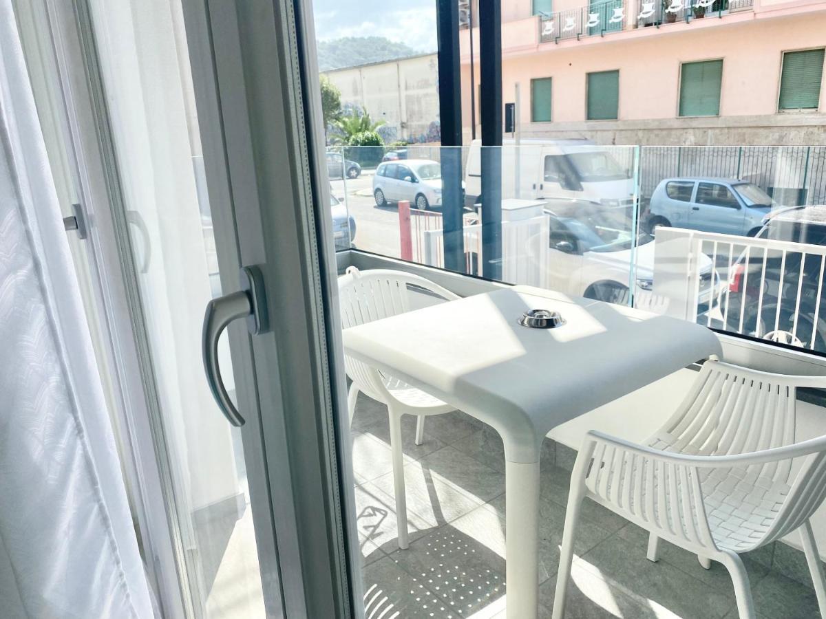 Il Viaggiatore Relais Sul Mare Gasthof Geata